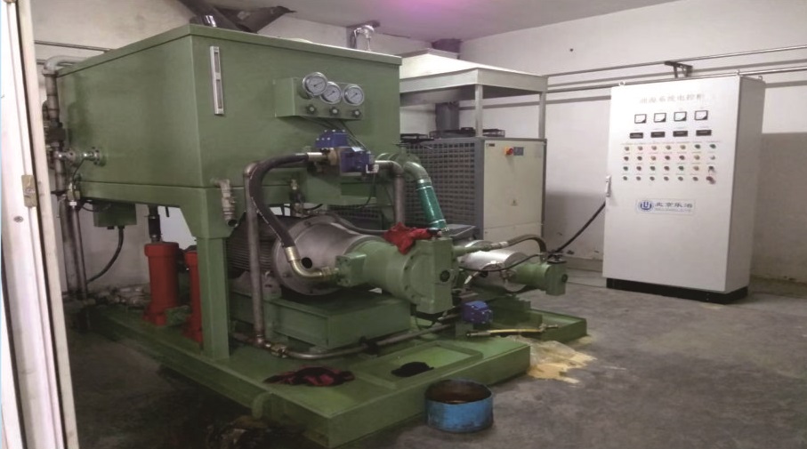 300L公司實(shí)驗(yàn)室伺服油源系統(tǒng)